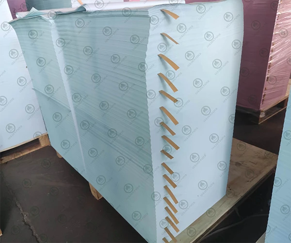 Papel NCR: Tornando a escrita clara e ecológica