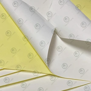 Papel autoadesivo autoadesivo