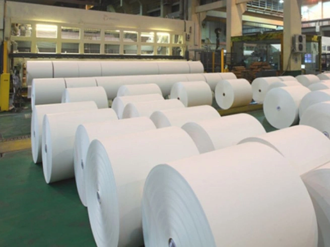 Muitos gigantes estrangeiros do papel anunciaram aumentos de preços
