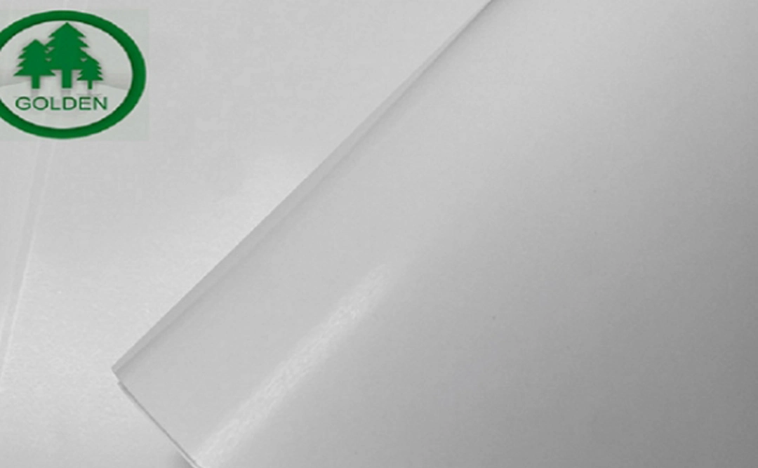 Semelhanças e diferenças entre papel dourado LWC e papel de arte C2S